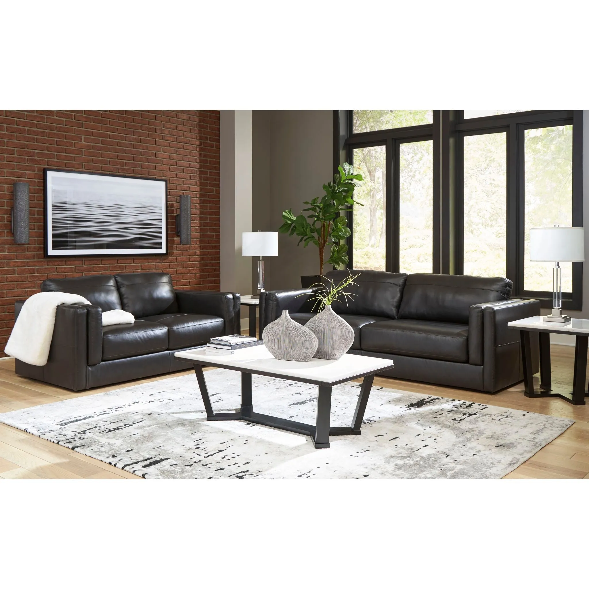 Amiata Loveseat