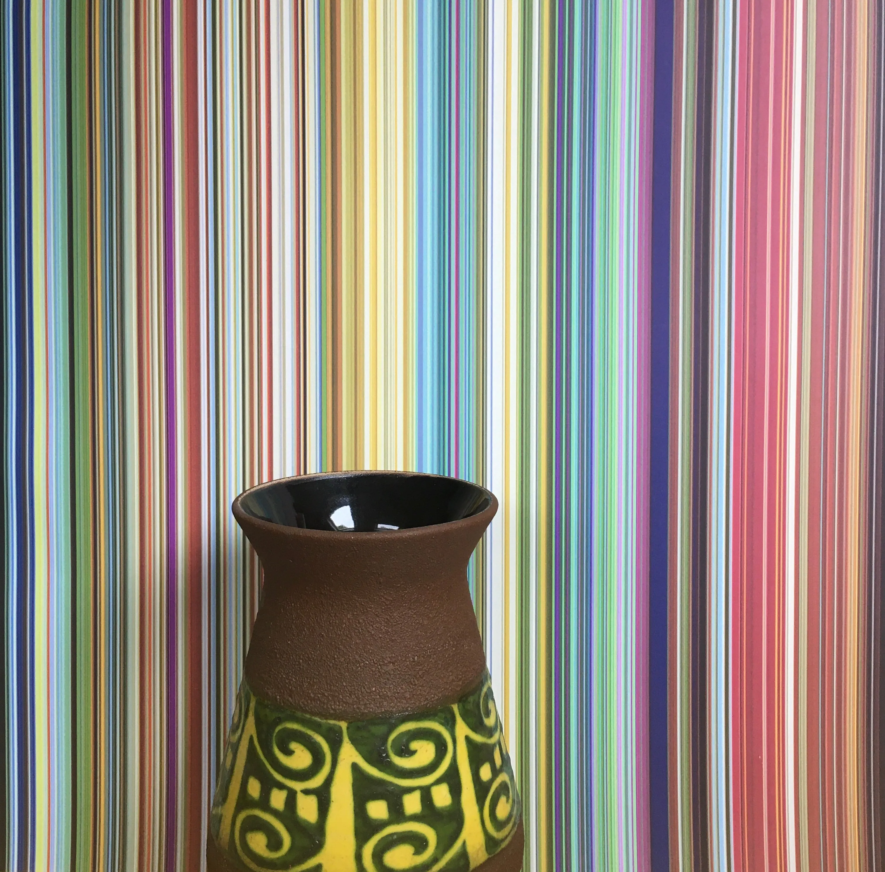 Fine Stripe Wallpaper - Multicoloured