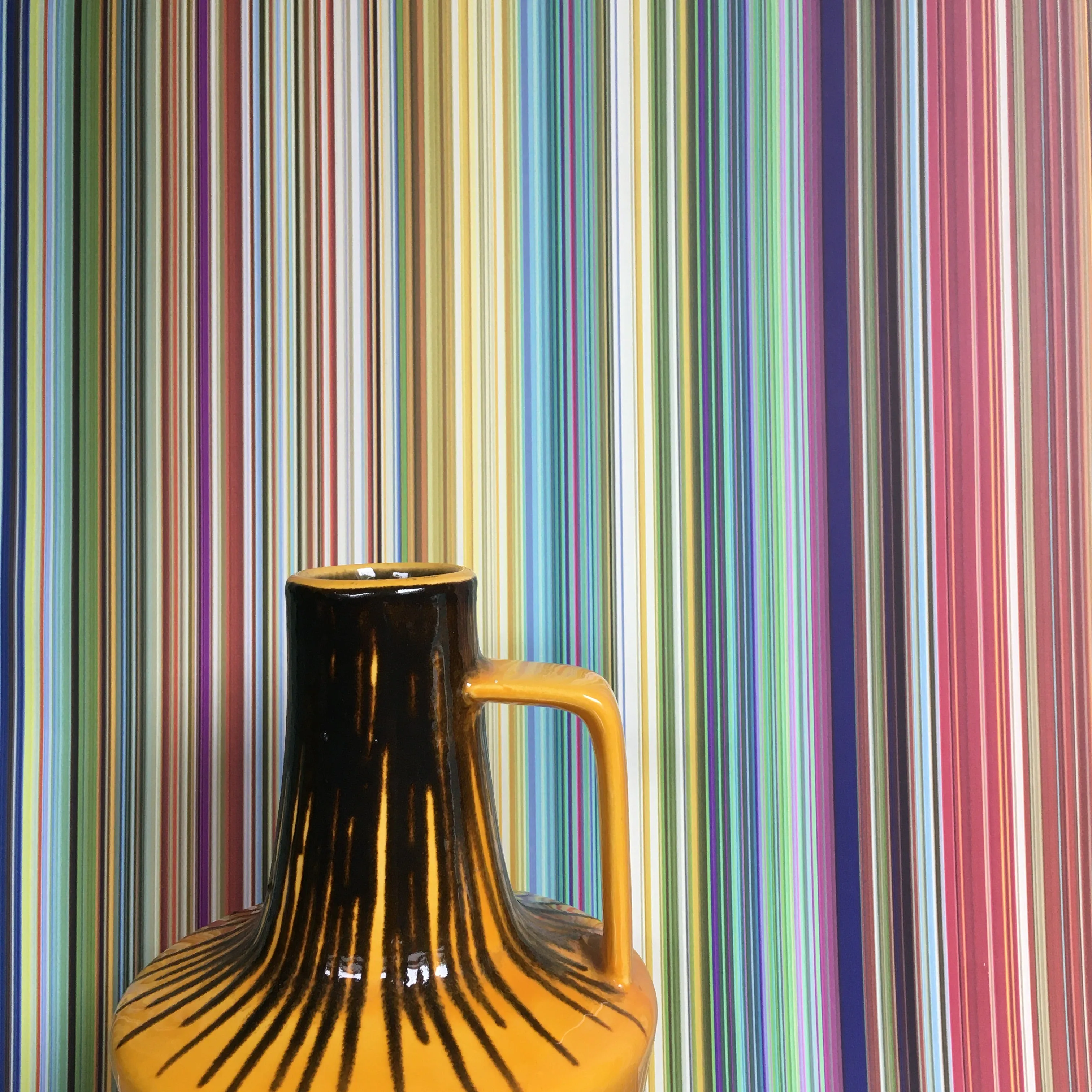 Fine Stripe Wallpaper - Multicoloured