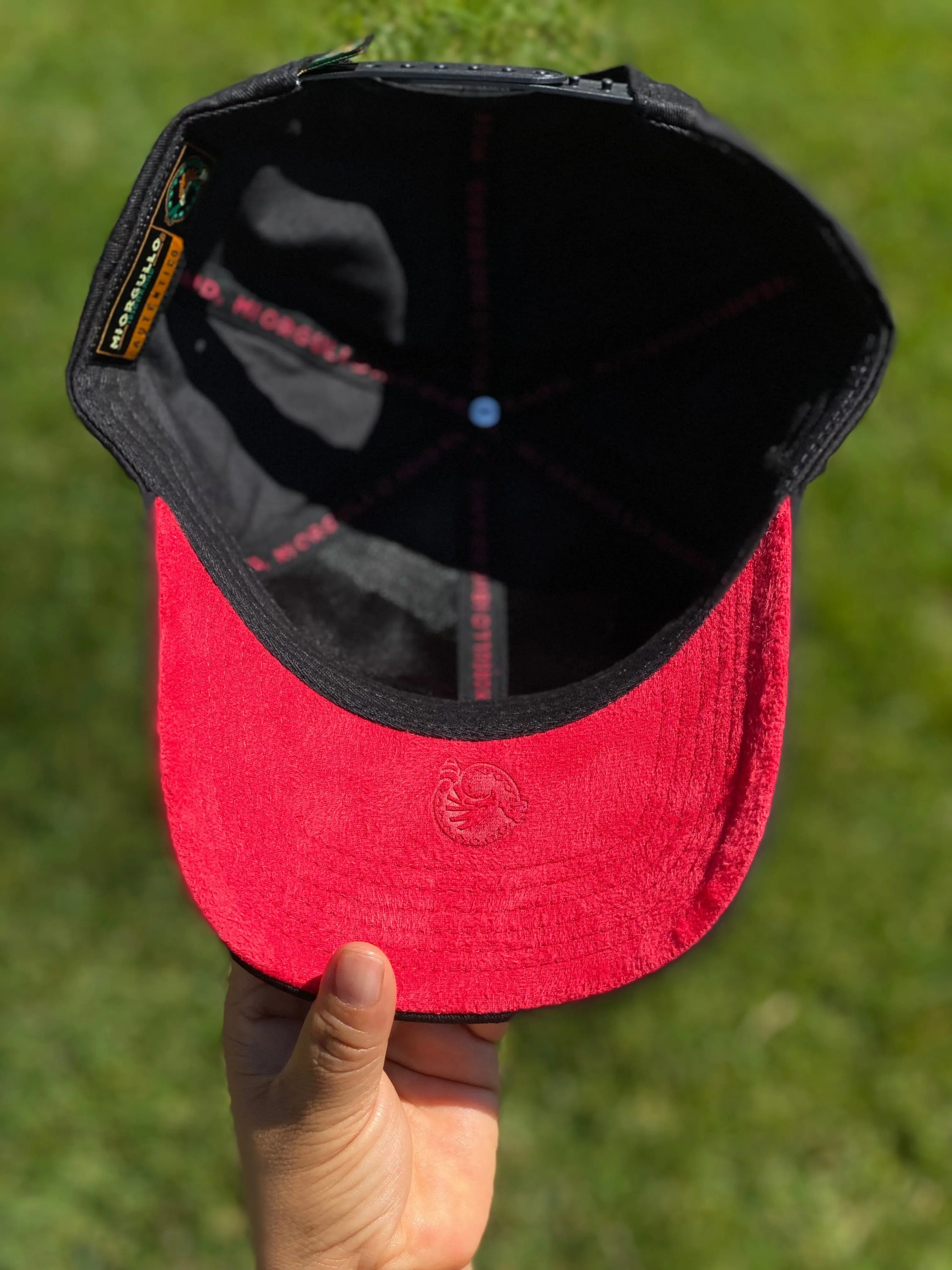 LEYENDAS NUNCA MUEREN (BLK/RED)